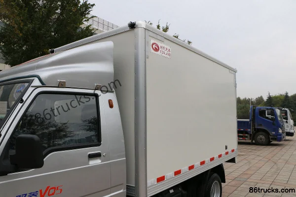 Foton Times Yuling VQ1 1,5 L 112 ch 4X2(6 roues) essence micro camion fourgon simple cabine 3,05 m Carrosserie (1) | 86Trucks