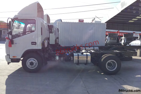 JAC Shuailing H330 154hp 4X2(6 wheels) 4.12m single-row off-road box van light truck chassis Exterior (3) | 86Trucks