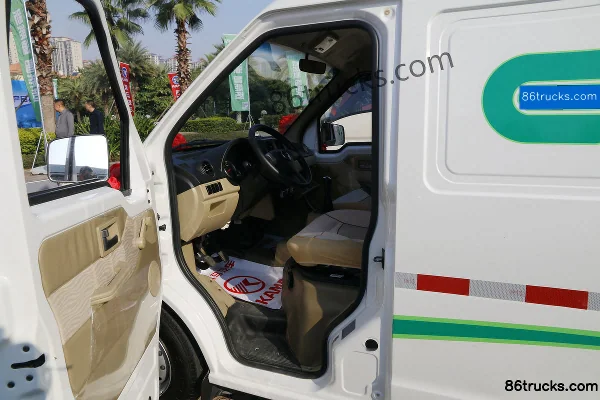 Kama C35 68hp 4.5m Electric Logistics Truck Cab (1) | 86Trucks