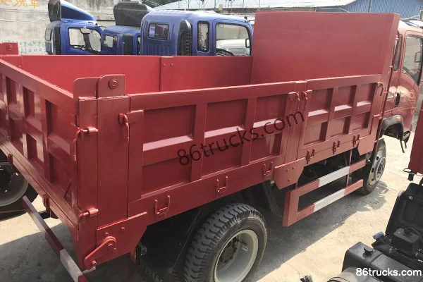 Sinotruk Haoman H3 140hp 4X4(6 wheels) 3.85m Off-road Dump Truck Chassis (1) | 86Trucks