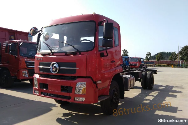 CHUANJIAO Medium Truck 160hp 4X2(6 wheels) 6.8m Flatbed Cargo Truck Exterior (2) | 86Trucks