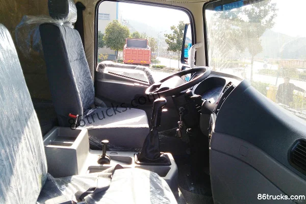 CHUANJIAO 160 ch 4X2(6 roues) camion benne 4,5 m Cabine (2) | 86Trucks