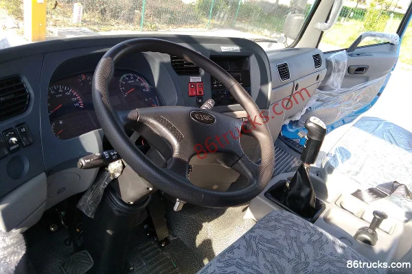 CHUANJIAO 160 ch 4X2(6 roues) camion benne 4,5 m Cabine (1) | 86Trucks