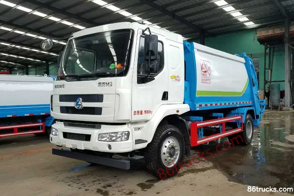 Dongfeng Liuqi Chenglong M3 180hp 4X2(6 wheels) compression-type docking garbage truck (Zhongjie brand) Exterior (2) | 86Trucks
