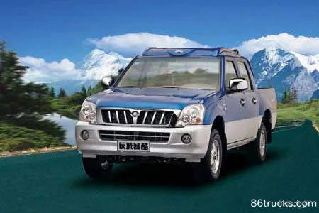 Great Wall Saikou Luxury 2.3L Gasoline Double Row Pickup Exterior (3) | 86Trucks