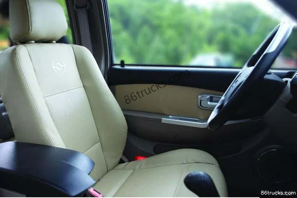 Huanghai Dachai God Deluxe 2.5L Diesel 4WD Double Cab Pickup (1) | 86Trucks
