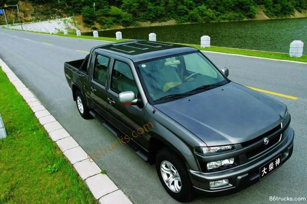 Huanghai Dachai God Deluxe 2.5L Diesel 4WD Double Cab Pickup Exterior