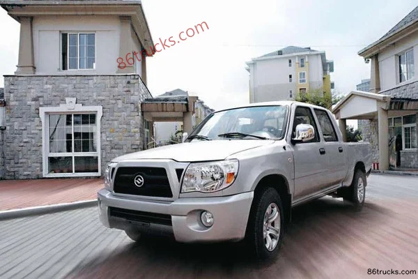 Huanghai Xiao Chaishen Standard 2.5L diesel double cab pickup (benne allongée) Extérieur (2) | 86Trucks