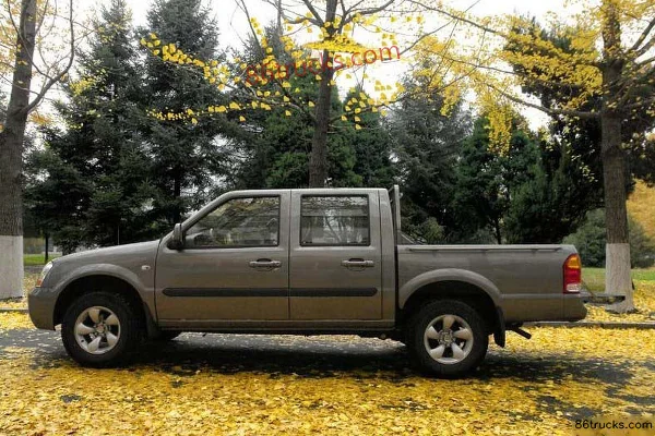 Huanghai Aojun Luxe 2009 4x2(6 roues) 2.4L diesel double cab pickup Extérieur (2) | 86Trucks