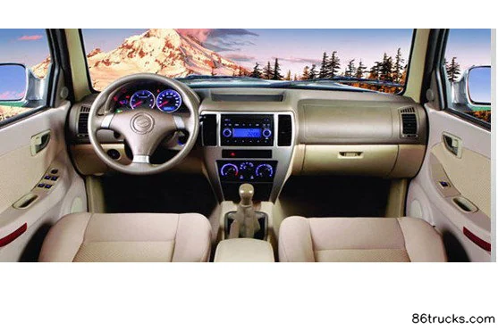 Zhongxing Weihu Super Luxury 2.4L Gas Double Cab Pickup (2) | 86Trucks