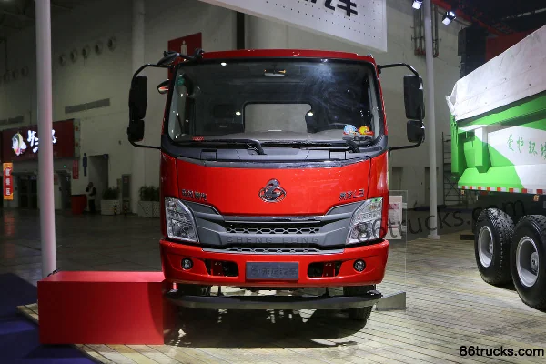 Dongfeng Liuqi Chenglong L3 160 ch 4X2(6 roues) châssis de camion porteur à ridelles avec cabine couchette 6,75 m Extérieur (2) | 86Trucks