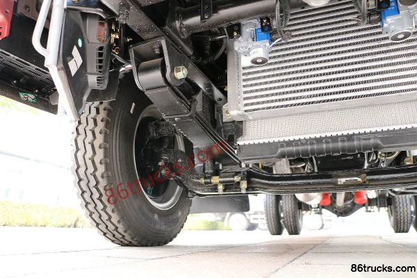 Foton Times M3 110 ch 4X2(6 roues) camion benne plateau 4,2 m Châssis (1) | 86Trucks
