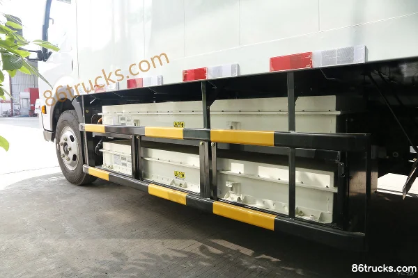 Dongfeng Electric Capt EV300 4.5T 4.13m Single Row Pure Electric Van Light Truck 99.8kWh 4X2(6 wheels) Chassis (1) | 86Trucks