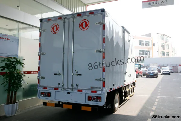 Dongfeng Electric Capt EV300 4.5T 4.13m Single Row Pure Electric Van Light Truck 99.8kWh 4X2(6 wheels) Body (2) | 86Trucks