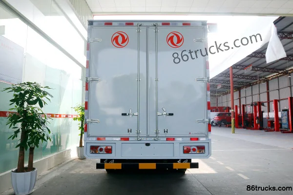 Dongfeng Electric Capt EV300 4.5T 4.13m Single Row Pure Electric Van Light Truck 99.8kWh 4X2(6 wheels) Body (1) | 86Trucks