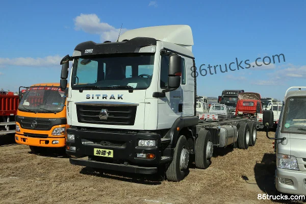 Sinotruk Sitrak C5H camion lourd 340 ch 8X4(12 roues) châssis de camion porteur à ridelles 8,6 m Extérieur (3) | 86Trucks