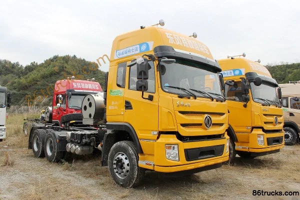 Dongfeng Tesun Heavy Truck 380 hp 6X4(10 wheels) LNG Tractor Truck (DFE4250VFN) Exterior