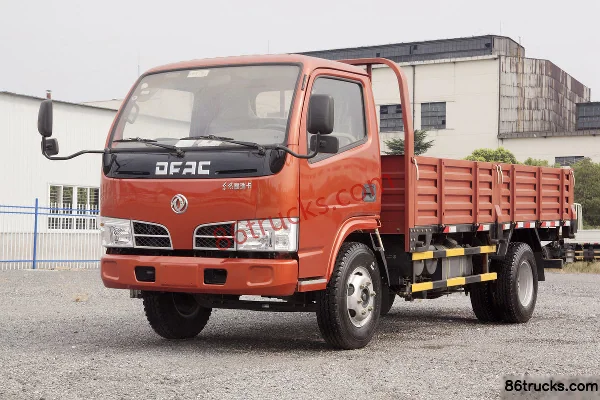 Dongfeng FuruiKa F7 95 hp 4X2(6 wheels) 4.2m Single Row Flatbed Light Truck (Yunnei) Exterior (3) | 86Trucks