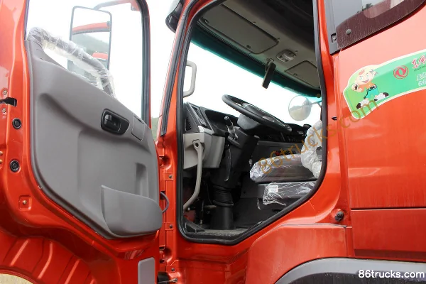 Dongfeng Teshang Heavy Truck 336hp 4X2(6 wheels) LNG tractor truck (EQ4180VFN) Cab (1) | 86Trucks