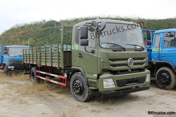 Dongfeng Tesun 115hp 4X2(6 wheels) 6.5m training truck (EQ5120XLHF9) Exterior