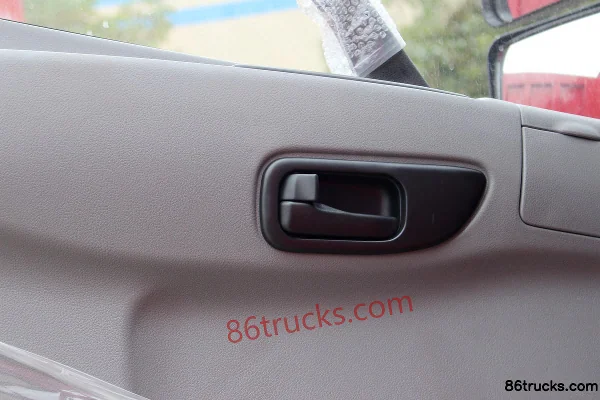 CHUANJIAO 180 hp 6X2(8 wheels) 4.8m Dump Truck Cab (2) | 86Trucks