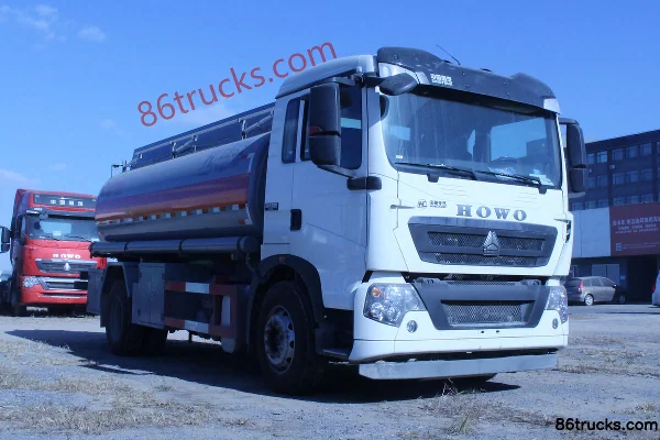 Sinotruk HOWO T5G 210hp 4X2(6 wheels) fuel tanker truck (Xingshi brand) Exterior