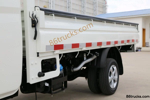 Shijun F350 version haut de gamme 116 ch 4X2(6 roues) camion plateau simple cabine 3,33 m Châssis (1) | 86Trucks