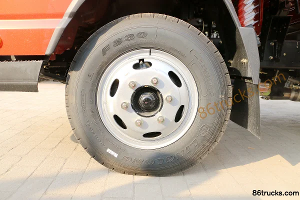 Kama Kaijie M3 87hp 4X2(6 wheels) 3.83m half-row flatbed truck Chassis (3) | 86Trucks