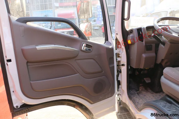 Foton Aumark S3 Series 143 hp 4X2(6 wheels) 4.18 m single-row stake truck Cab (1) | 86Trucks