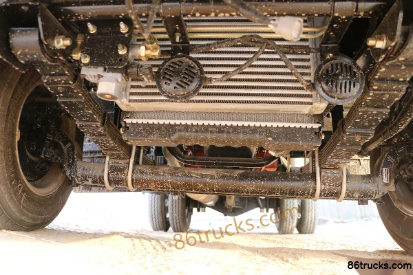 Foton Auling Jieyun 82 ch 4X2(6 roues) 3.2 m camion plateau léger cabine avancée Châssis (2) | 86Trucks