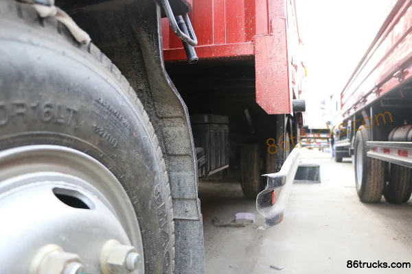 Foton Ollin Jiyun Classic Edition 143 hp 4X2(6 wheels) 4.23m Single Row Fence Cargo Truck Chassis (3) | 86Trucks
