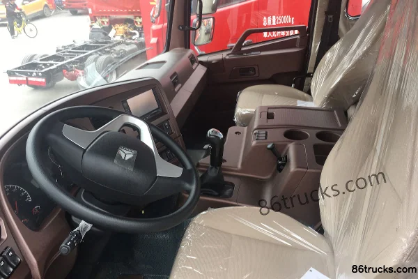 Sinotruk W5B-H camion lourd 280 ch 6X2(8 roues) camion porteur à ridelles 7,8 m Cabine (1) | 86Trucks