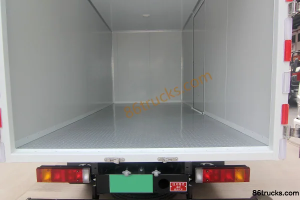 Hyundai Commercial Vehicle Shengtu H1 129hp 4X2(6 wheels) 4.12m single-row box light truck (color steel plate) Body (3) | 86Trucks