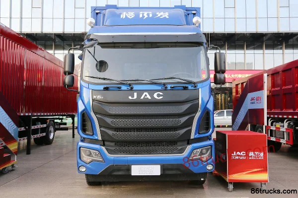JAC Gallop K6LII camion porteur version légère 220 ch 4X2(6 roues) 9,61 m camion à rideaux Extérieur (2) | 86Trucks