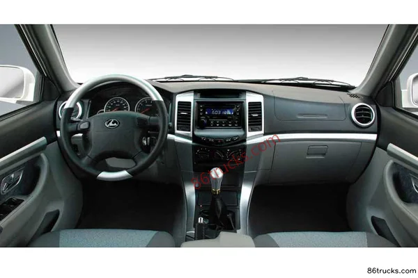 Changfeng Feiyang 2.2L petrol double cab pickup truck (China IV) Cabine (2) | 86Trucks