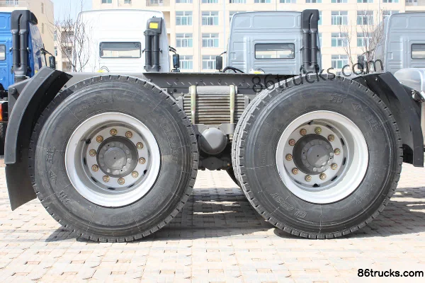 Dayun 290 ch 6X4(10 roues) tracteur routier (toit surélevé) (modèle CGC4250) Châssis (1) | 86Trucks