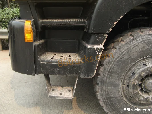 Hongyan Genlyon 340 hp 6X4(10 wheels) Dump Truck Chassis (3) | 86Trucks