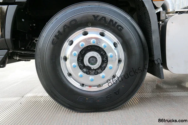 JAC Gallop K5 II W Heavy Truck 380 hp 6X4(10 wheels) Tractor Truck Chassis (3) | 86Trucks