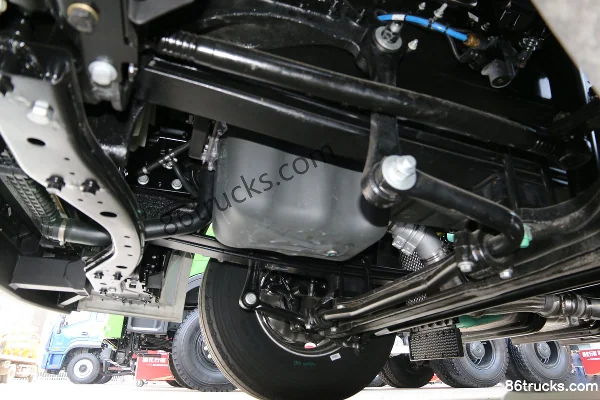 JAC Gallop K7W Heavy Truck Luxury Edition 440 hp 4X2(6 wheels) Tractor Truck Chassis (2) | 86Trucks