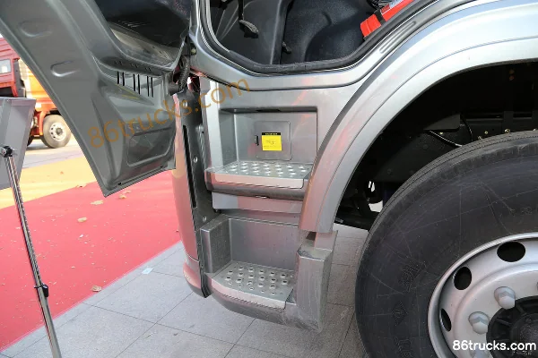 Dayun New N8V Heavy Truck Heavy Duty Type 430 hp 6X4(10 wheels) Tractor Truck (4.26 Ratio) Cab (3) | 86Trucks