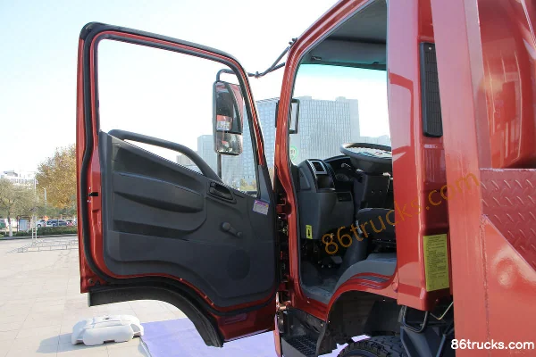Kama Kaijie M6 129hp 4X2(6 wheels) Flatbed Truck Cab (1) | 86Trucks