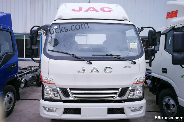 JAC Junling V6 156 ch 4X2(6 roues) 3,905 m cabine approfondie camion léger à ridelles Extérieur (2) | 86Trucks