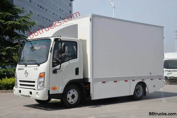 Dayun E3 4.5T 136 hp 4X2(6 wheels) 4.15m Van Electric Light Truck Exterior (3) | 86Trucks
