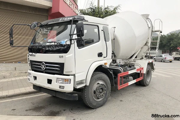 Dayun Dayun Yunlong Medium Truck concrete mixer truck