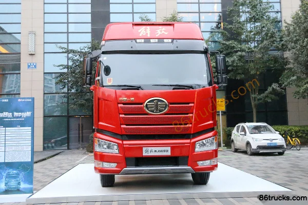 FAW Jiefang New J6P Heavy Truck Leading Composite Edition Four-Season Model 460hp 6X4(10 wheels) Tractor Truck Exterior (2) | 86Trucks