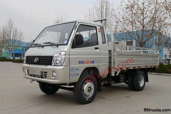 Shifeng Fengling 82 hp 4X2(6 wheels) Diesel 3.05m Single Row Flatbed Mini Truck Exterior (3) | 86Trucks