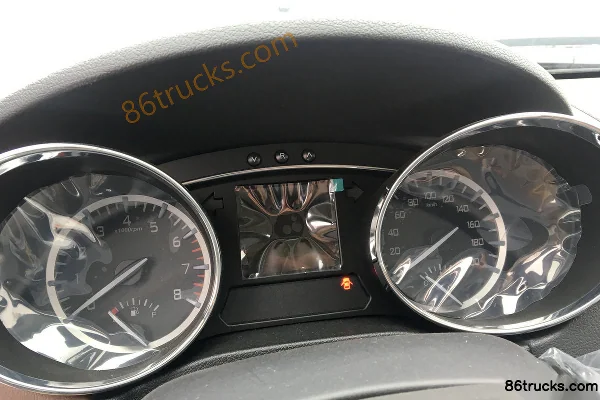 JAC V7 2018 Type Comfort 2.0L essence 147 ch 2 roues motrices Pick-up double cabine à empattement long (4GA3-3D) (4) | 86Trucks