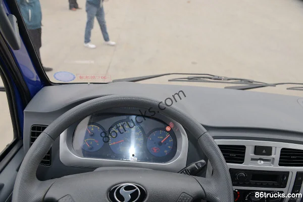 Shifeng Fengshun 87hp 4X2(6 wheels) 3.03m dump truck Cab (2) | 86Trucks