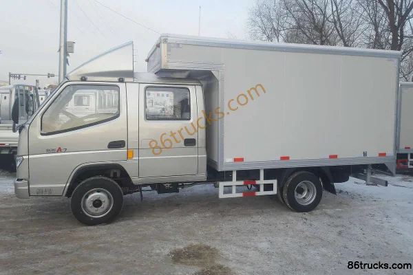 Tangjun Ouling Sailing A7 1.5L 108 ch 4X2(6 roues) Essence Fourgon double cabine 3,02 m Extérieur (3) | 86Trucks