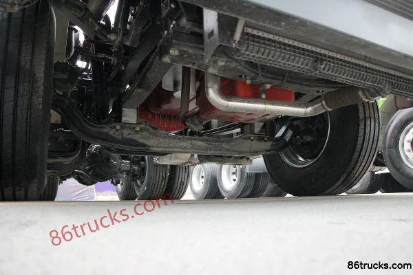 SHACMAN Commercial Vehicle Xuande X3 version légère 440 ch 6X4(10 roues) tracteur routier Châssis (1) | 86Trucks